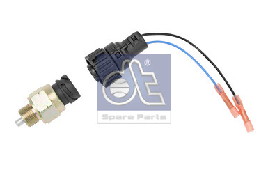 Датчик выкл. заднего хода RVI/MAN - DT Spare Parts/350016